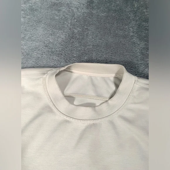 Lululemon Cream Crewneck Sweatshirt - Picture 4 of 14